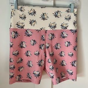 Beach Riot stretch floral shorts